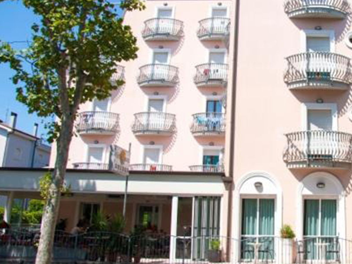 Hotel Laura Cesenatico